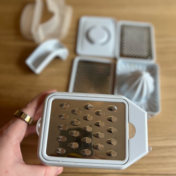 Norpro 6-in-1 Multi-Grater with Juicer & Storage Container – Stainless Steel - Picture 4 of 12